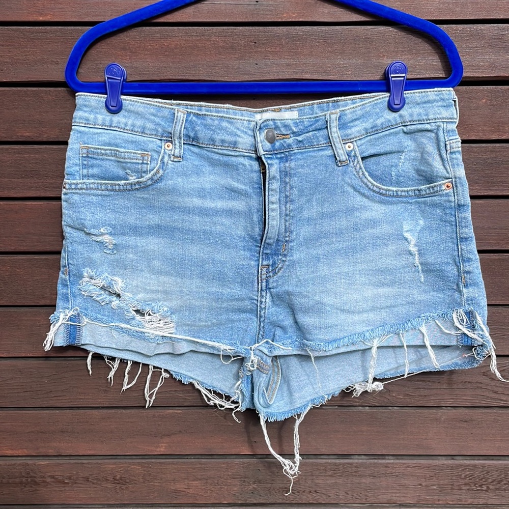 H&M denim shorts